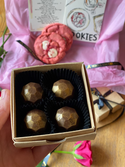 the-cookie-lass-valentines-cookie-box-limited-edition-gluten-free-and-vegan6